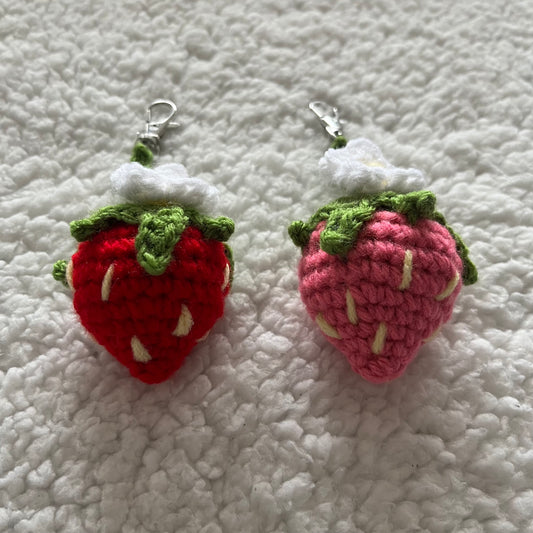 Strawberry Keychain Crochet | Pink Red Strawberry | Kawaii Keychain | Amigurumi Crochet | Cute Fruit Keychain | Fruit Crochet Keychain