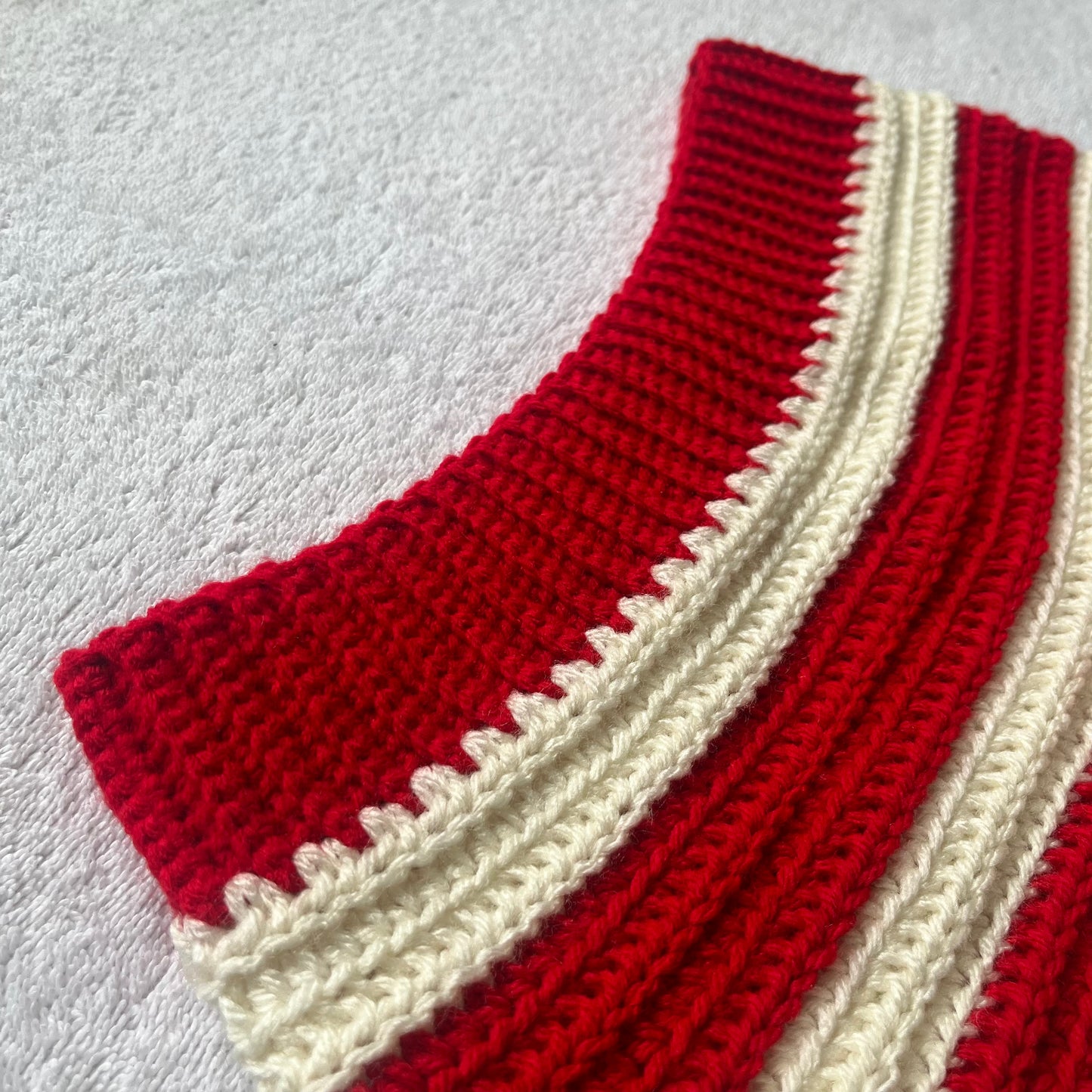 Crochet Mini Shorts Red & Cream Striped | Beach Outfit Mini Shorts | Summer Shorts | Y2K Mini Shorts | Hip Hugging Low Waisted