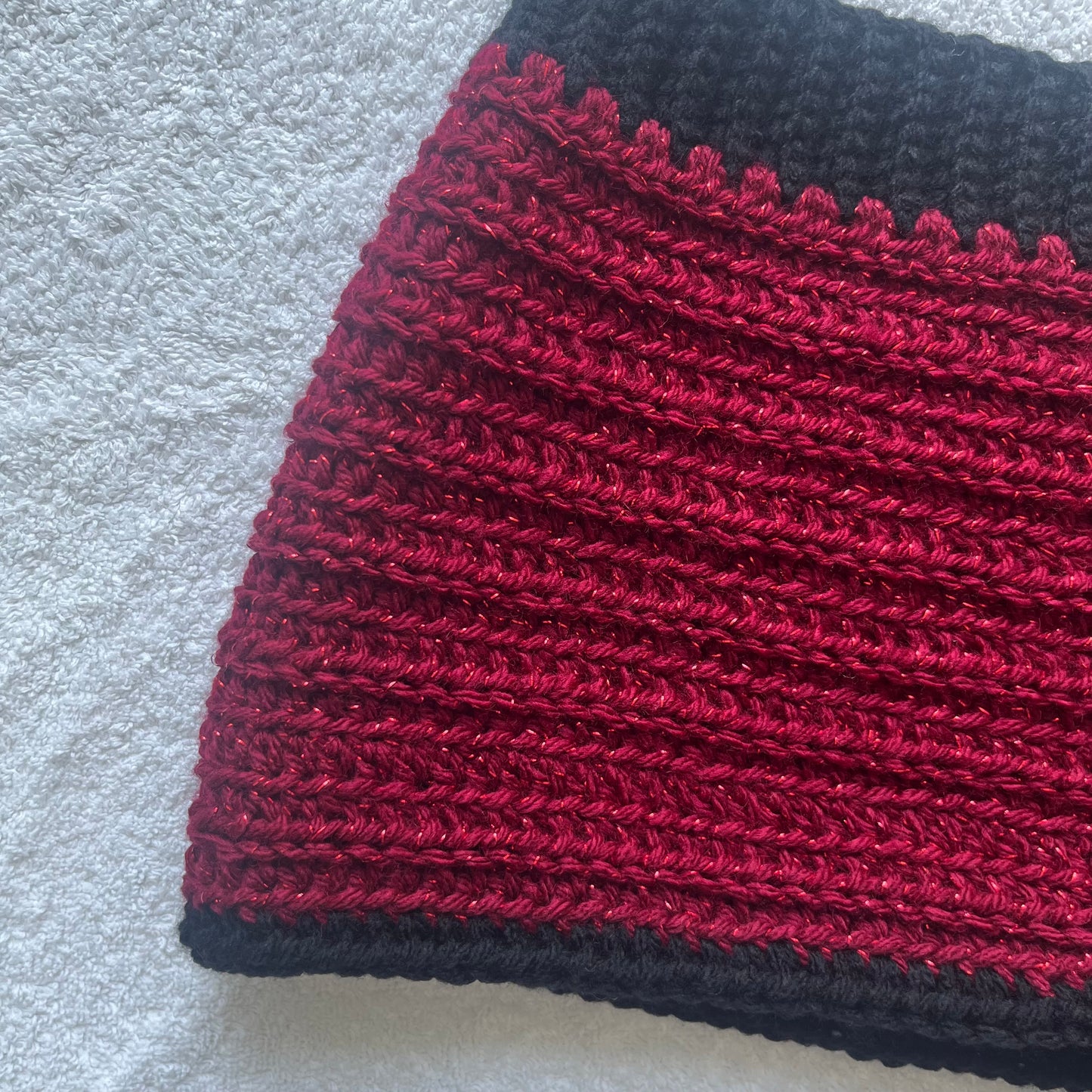 Crochet Mini Shorts Sparkly Red & Black | Beach Outfit Mini Shorts | Summer Shorts | Y2K Mini Shorts | Hip Hugging Low Waisted