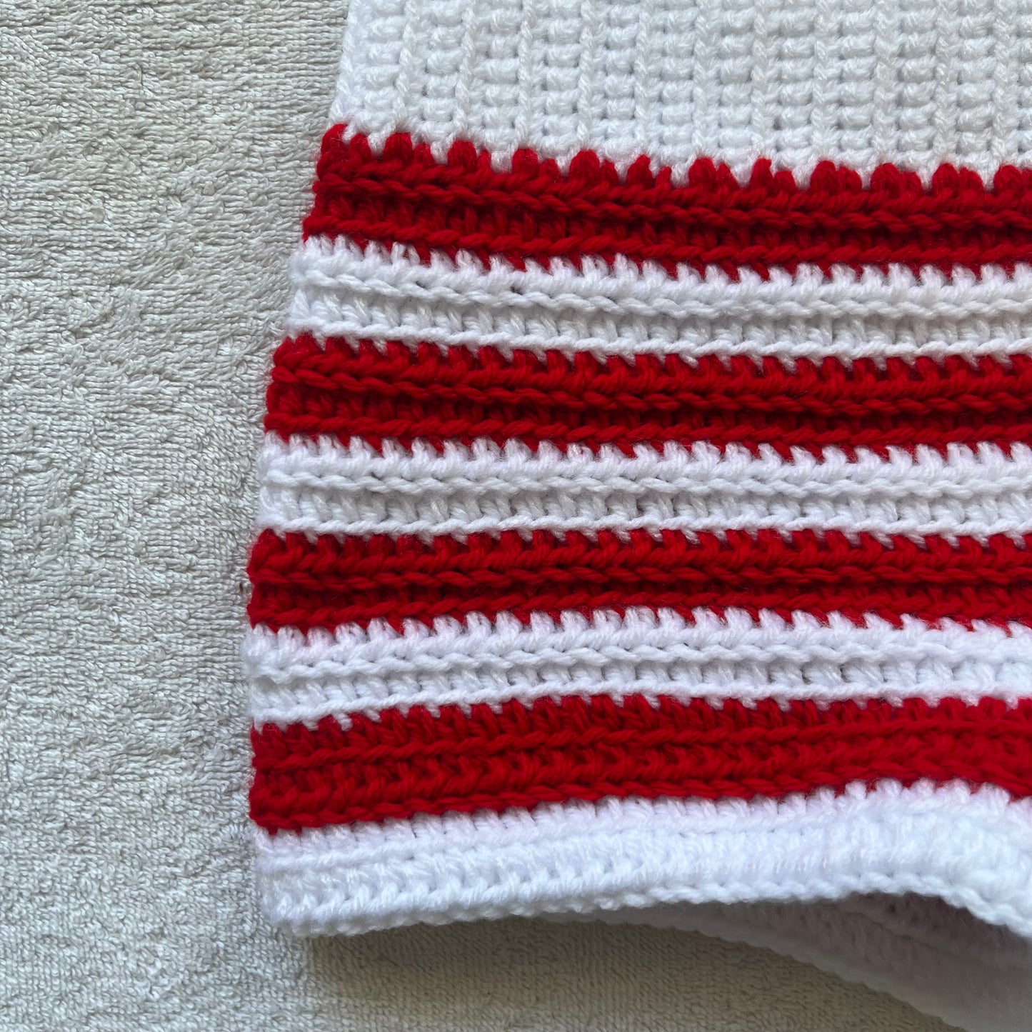 Christmas Candy Cane Crochet Mini Shorts, White & Red | Cozy Winter Pajamas Shorts | Christmas Holiday Outfit | Low Waisted Mini Shorts